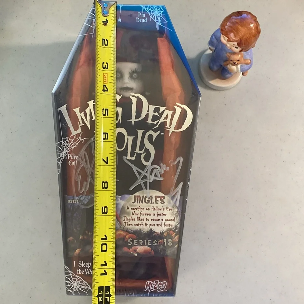 Living Dead Dolls Jingles Series 18